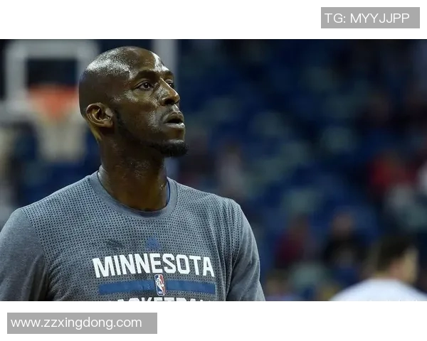 足球明星如加内特般闪耀赛场展现无与伦比的运动魅力与拼搏精神