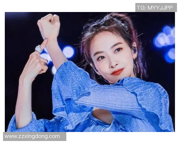 女明星穿搭篮球衫时尚写真展现青春活力与个性魅力 女明星穿搭篮球衫时尚写真展现青春活力与个性魅力